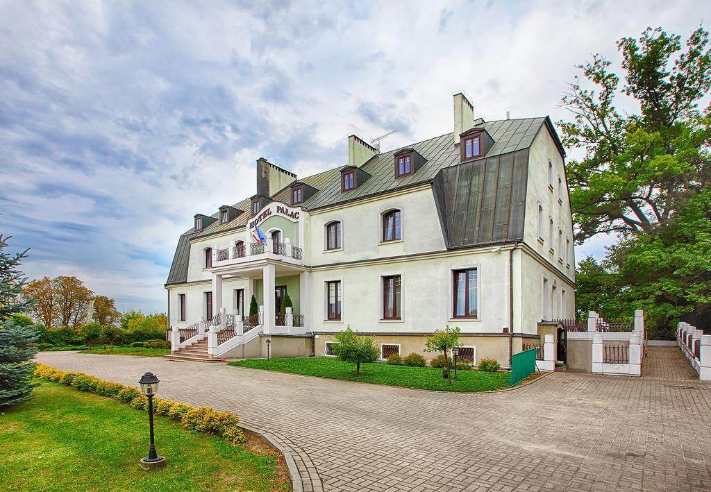 Hotel Palac W Myslecinku Bydgoszcz Exteriör bild